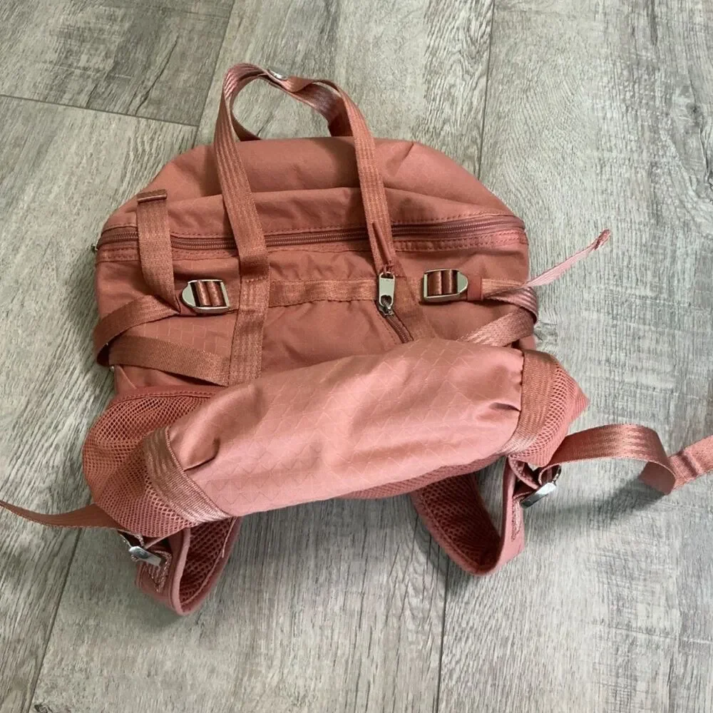 Athleta Excursion Backpack Snapdragon Rose Lightweight Hiking Travel Bag